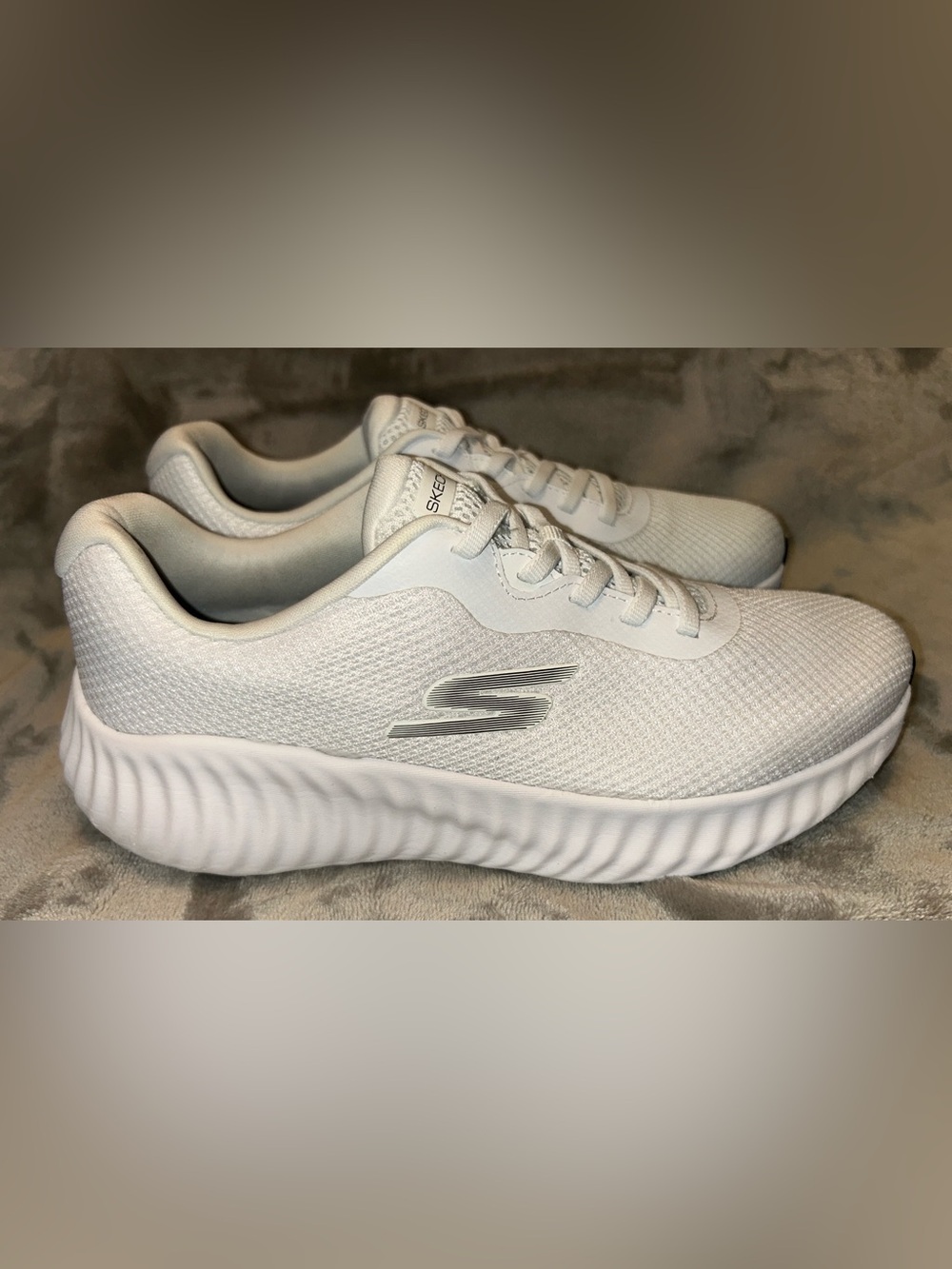 Skechers Women's Go Run Now Calumet athletic shoes
